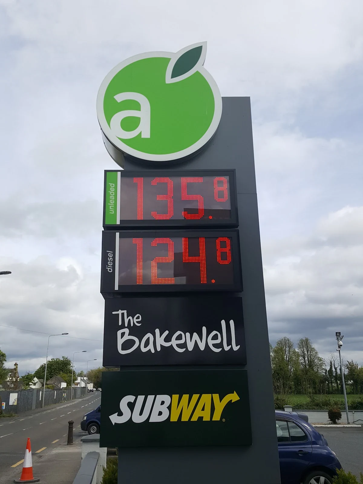 Applegreen | Mountmellick, car wash in Mountmellick, Laois