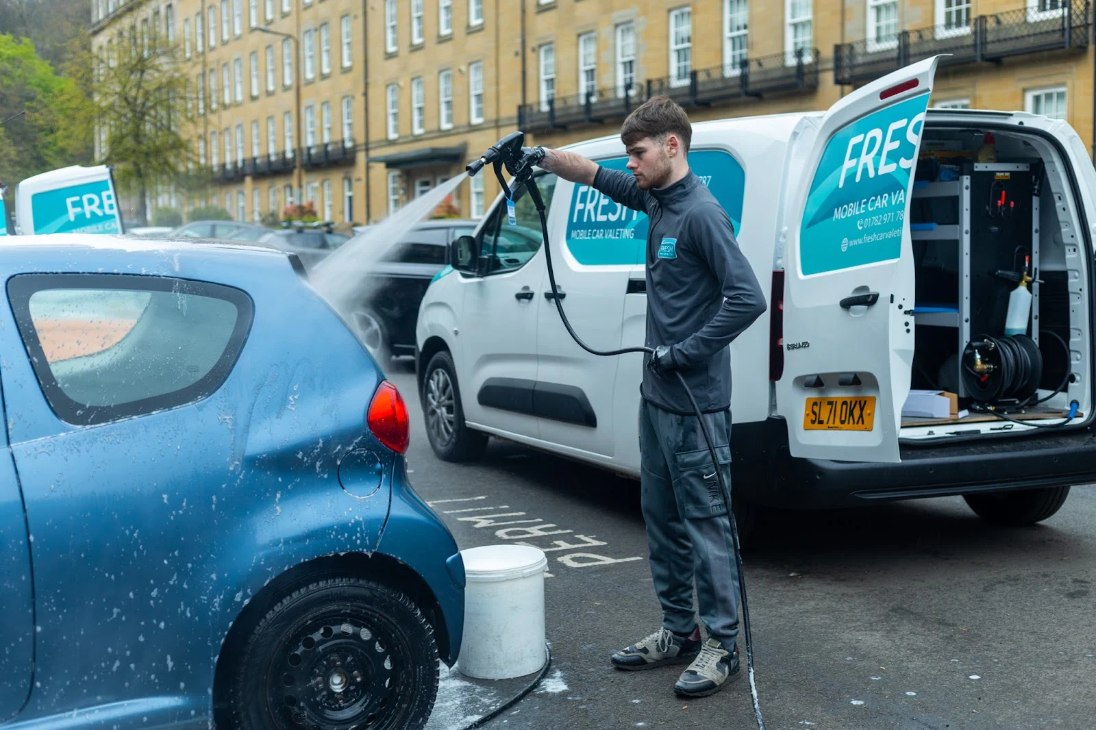 Fresh Car Valeting Dublin, car wash in Dublin 9, Dublin