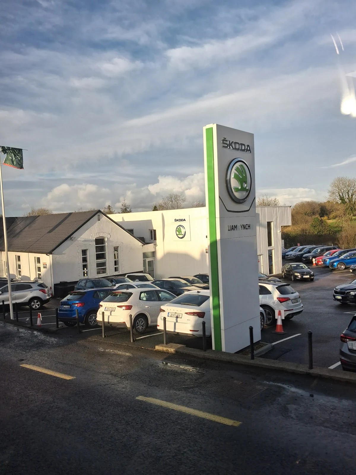 Liam Lynch Motors, car wash in Castleisland, Kerry