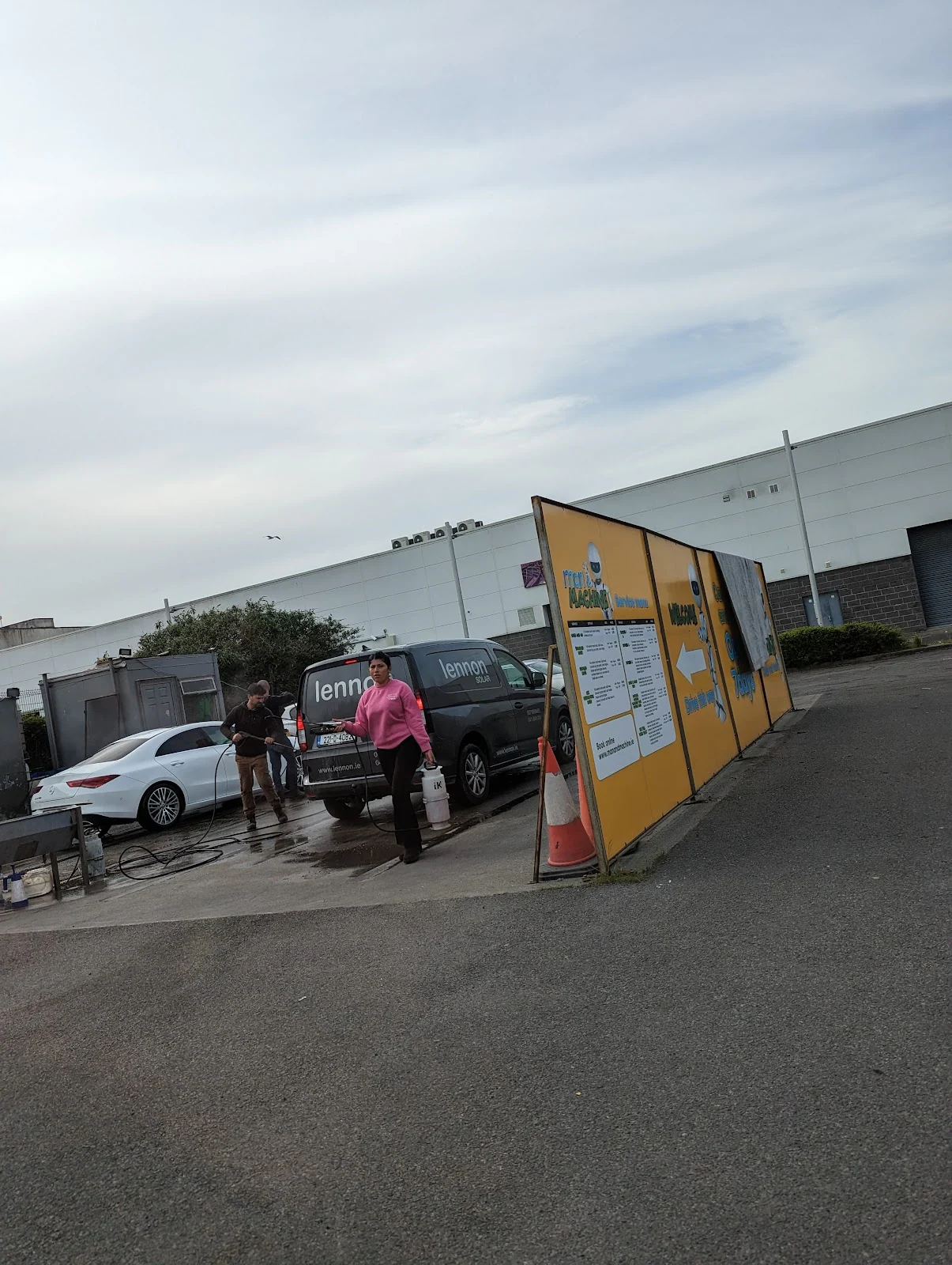 Man & Machine, car wash in Tullyallen, Louth