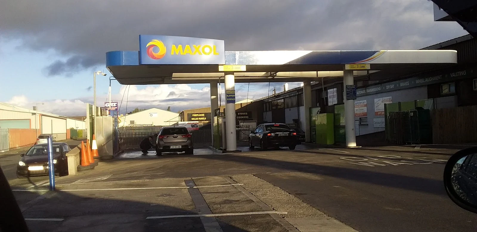 Maxol Service Station Hannon's, car wash in Carlow