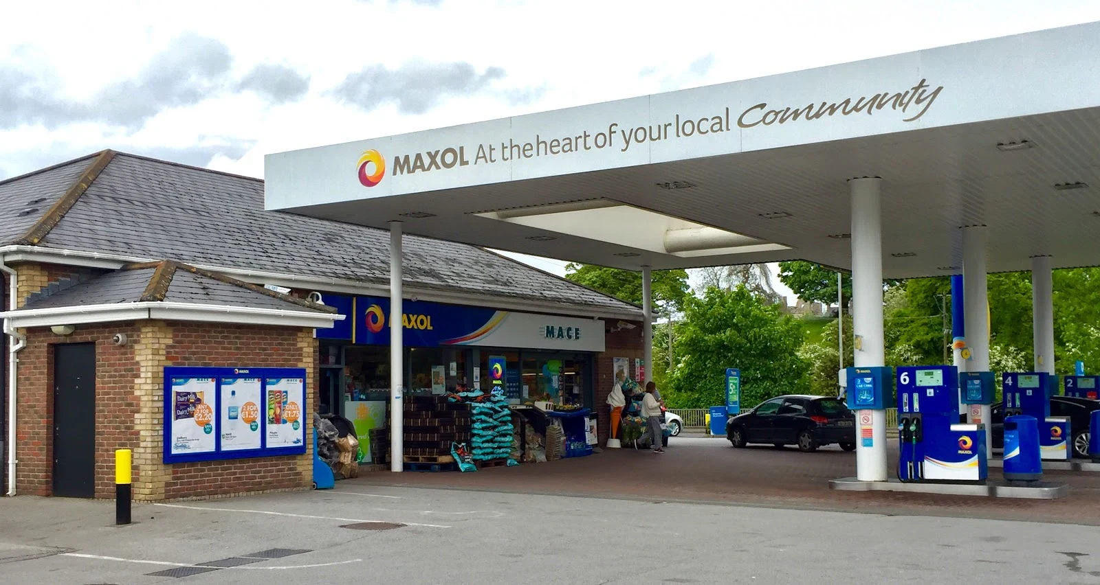 Maxol Service Station Riverside, car wash in Navan, Meath