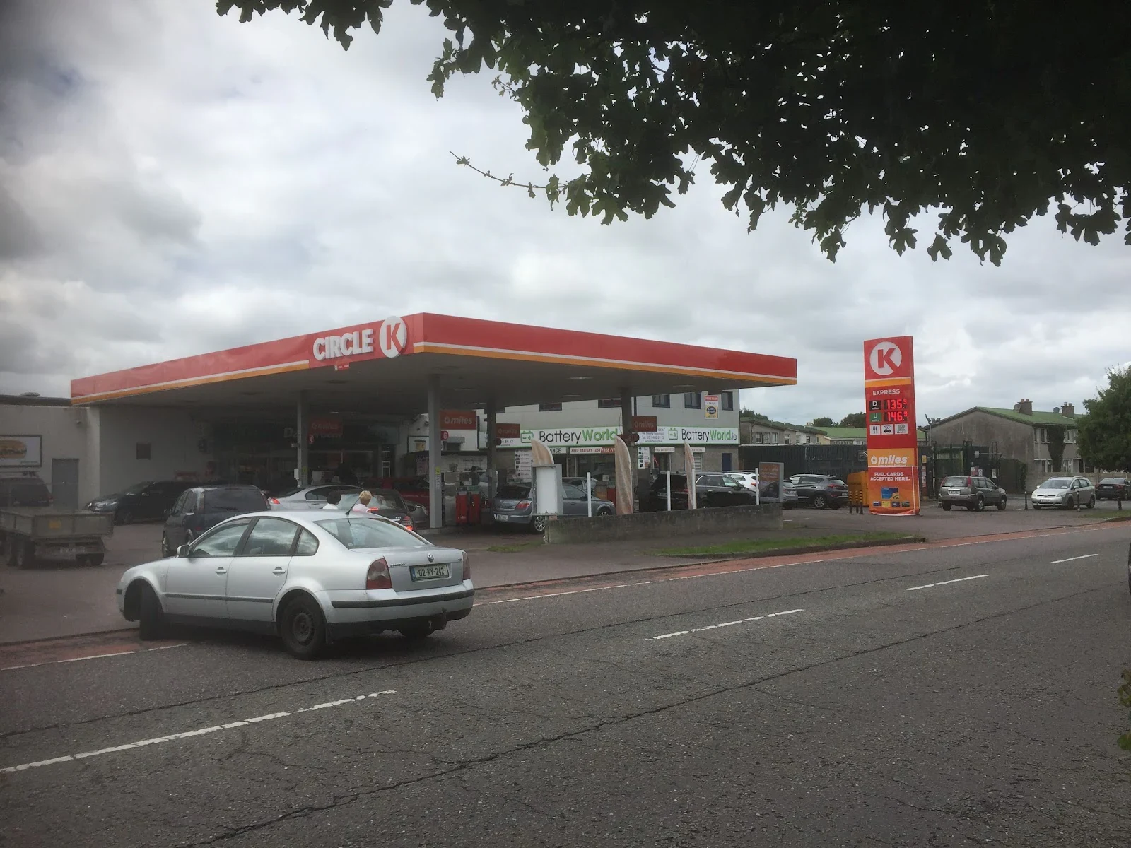 Murphy's Service Station Independent, car wash in Cork